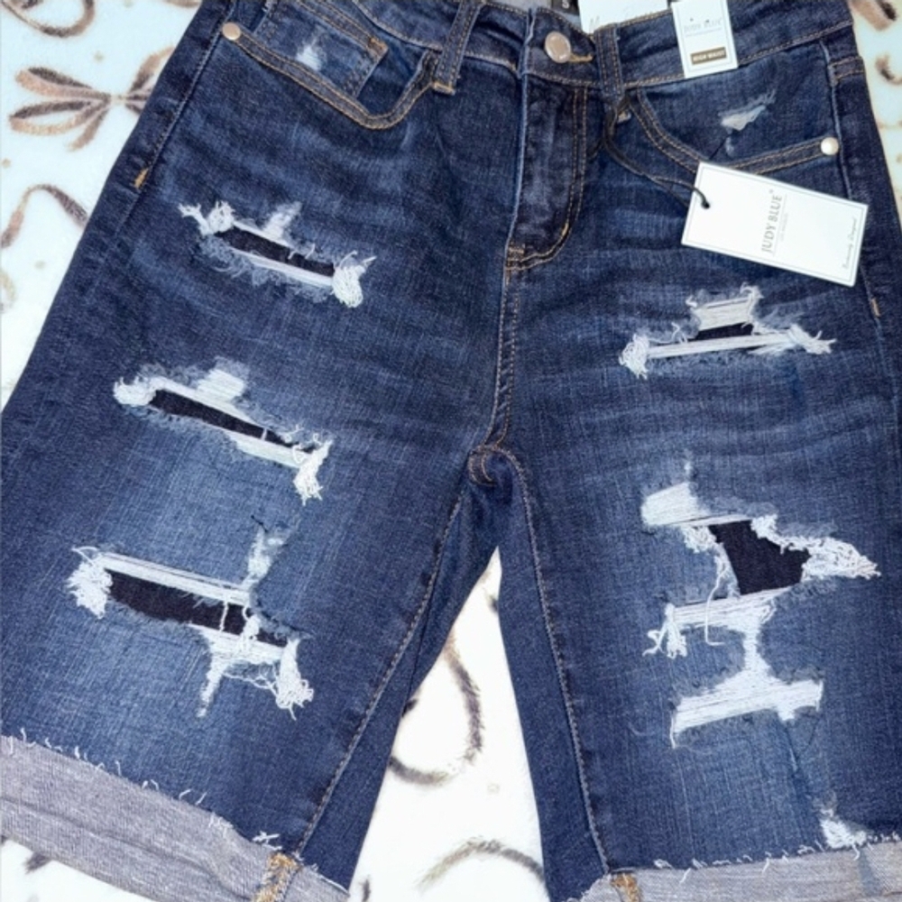 Judy Blue Los Angeles Blue Denim High Rise Distressed Bermuda Shorts Women’s M - Picture 3 of 6